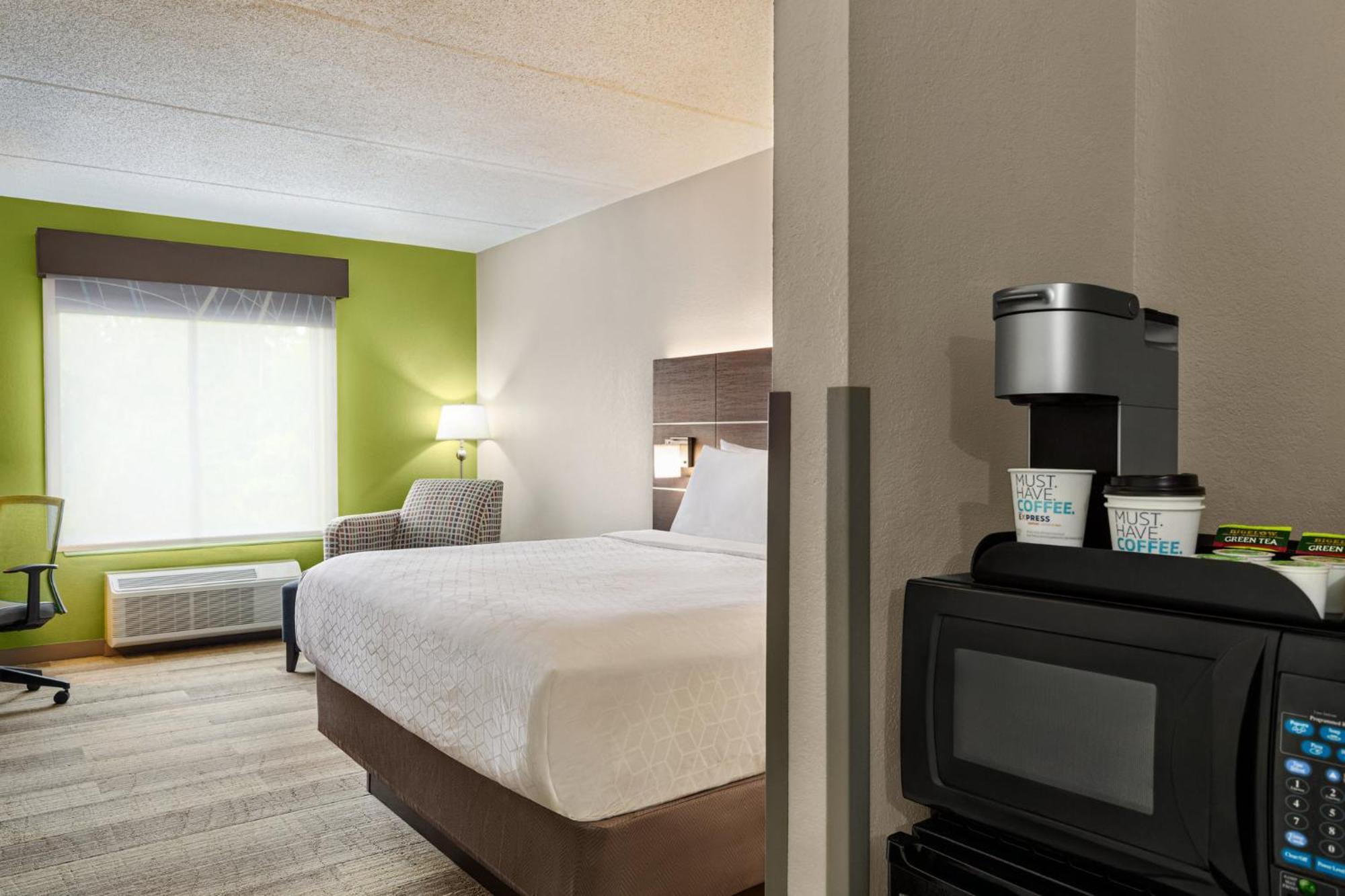 Holiday Inn Express Hotel & Suites Live Oak By Ihg Exterior foto